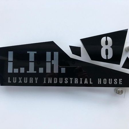 דירות Paphos Luxury Industrial House 8 מראה חיצוני תמונה
