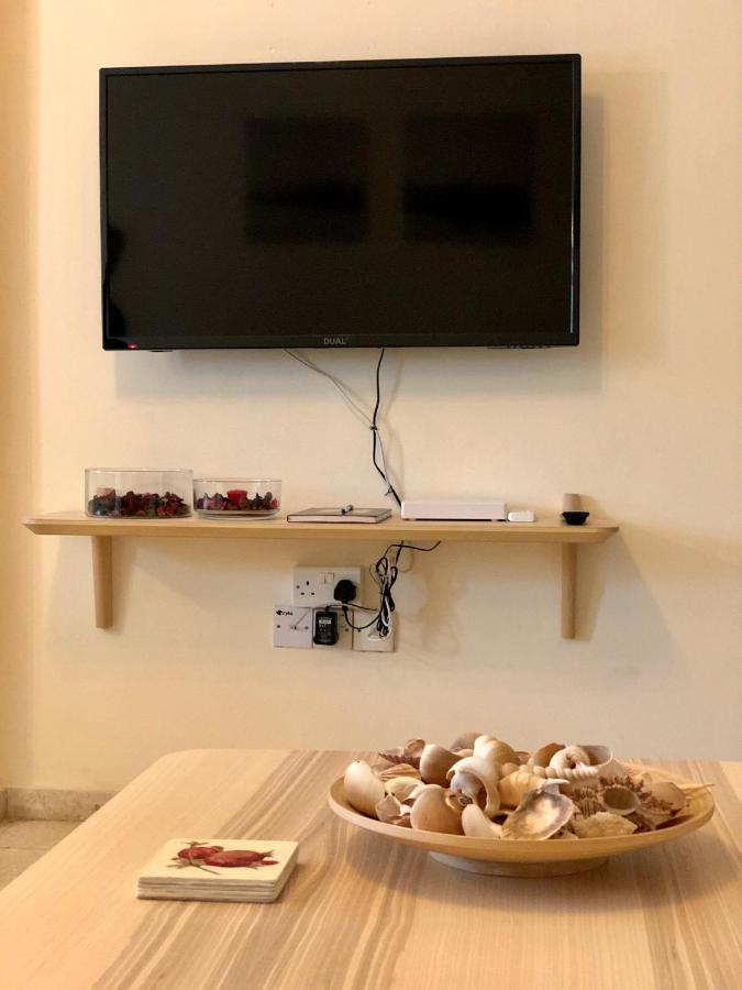 דירות Paphos Luxury Industrial House 8 מראה חיצוני תמונה