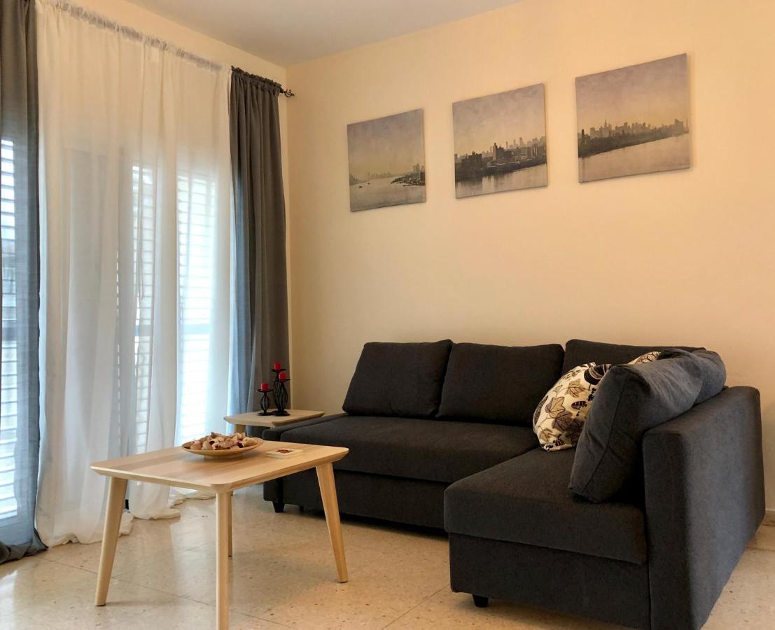 דירות Paphos Luxury Industrial House 8 מראה חיצוני תמונה