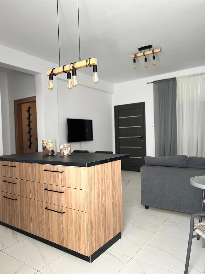 דירות Paphos Luxury Industrial House 8 מראה חיצוני תמונה